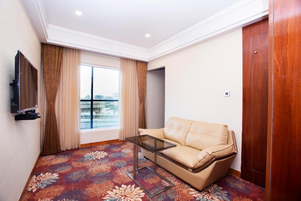 Kingston Hotel Bangalore Dış mekan fotoğraf