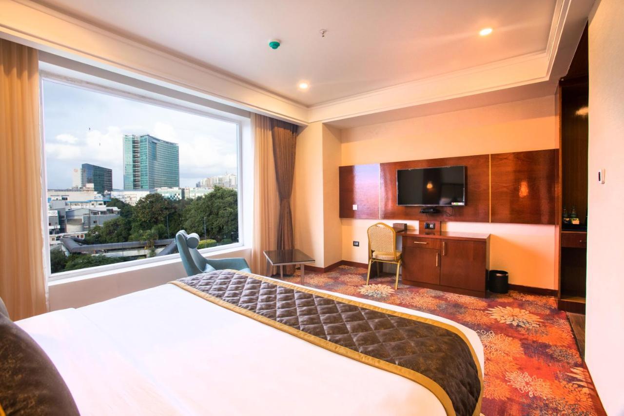 Kingston Hotel Bangalore Dış mekan fotoğraf