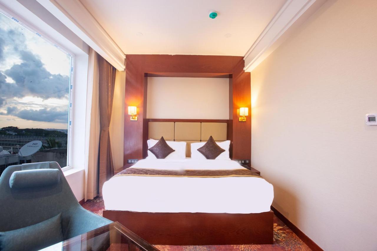 Kingston Hotel Bangalore Dış mekan fotoğraf