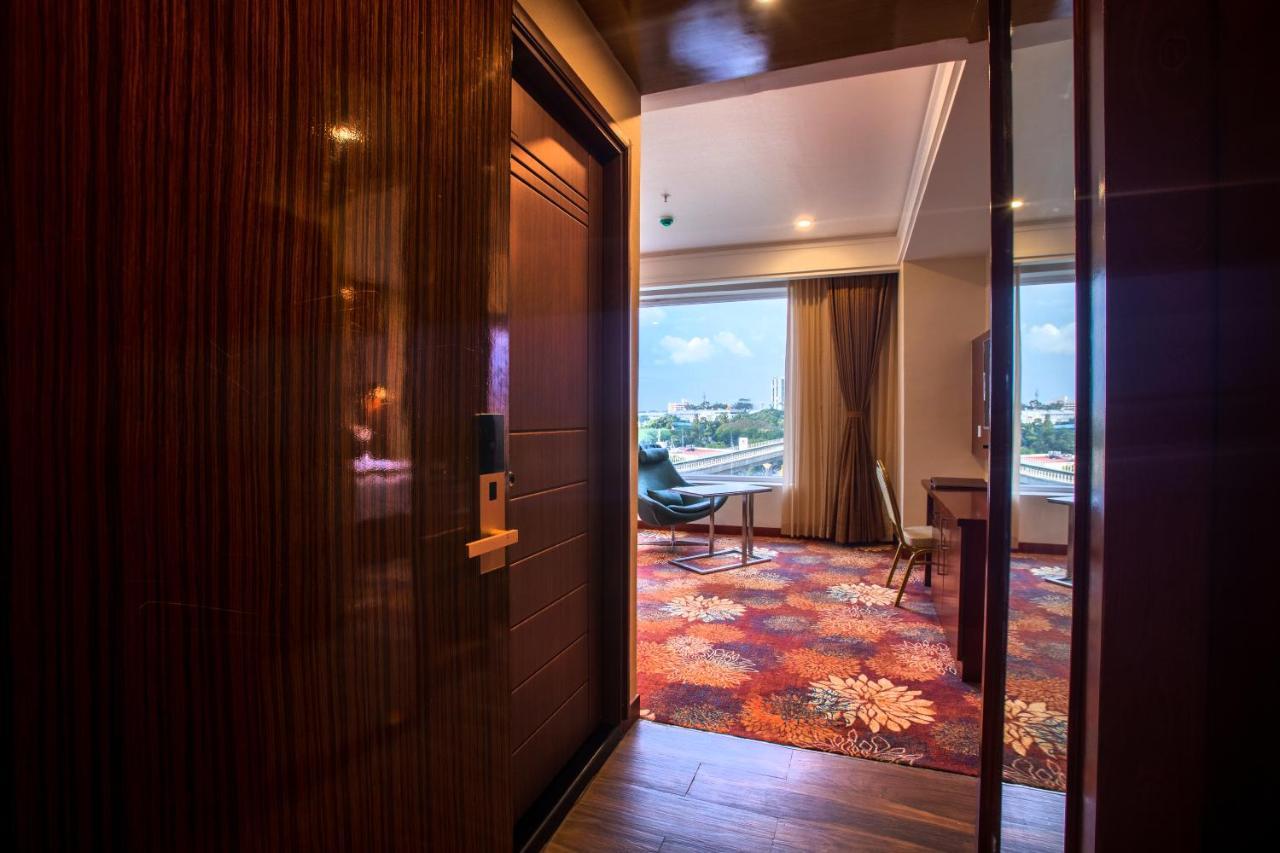 Kingston Hotel Bangalore Dış mekan fotoğraf