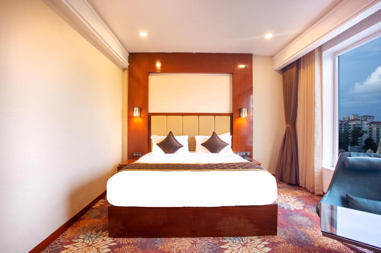 Kingston Hotel Bangalore Dış mekan fotoğraf