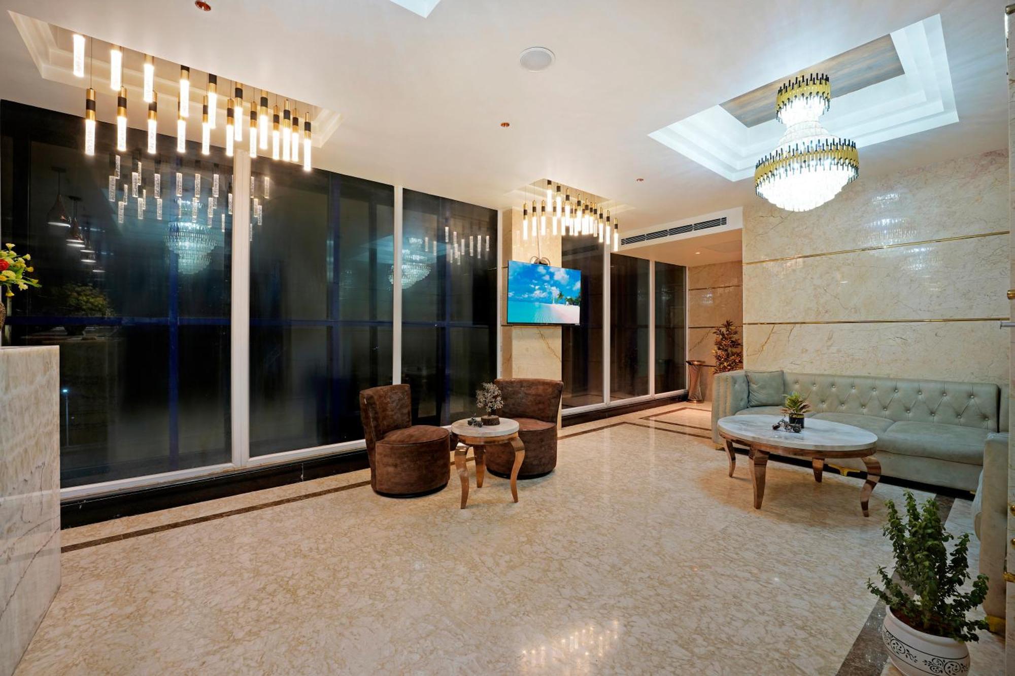 Kingston Hotel Bangalore Dış mekan fotoğraf