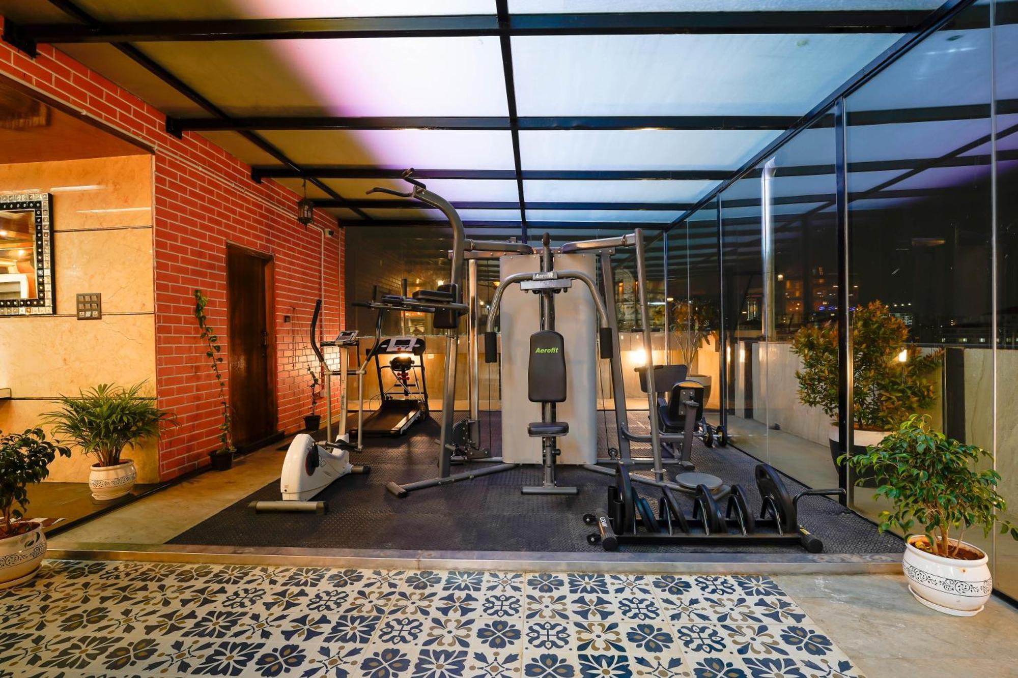 Kingston Hotel Bangalore Dış mekan fotoğraf