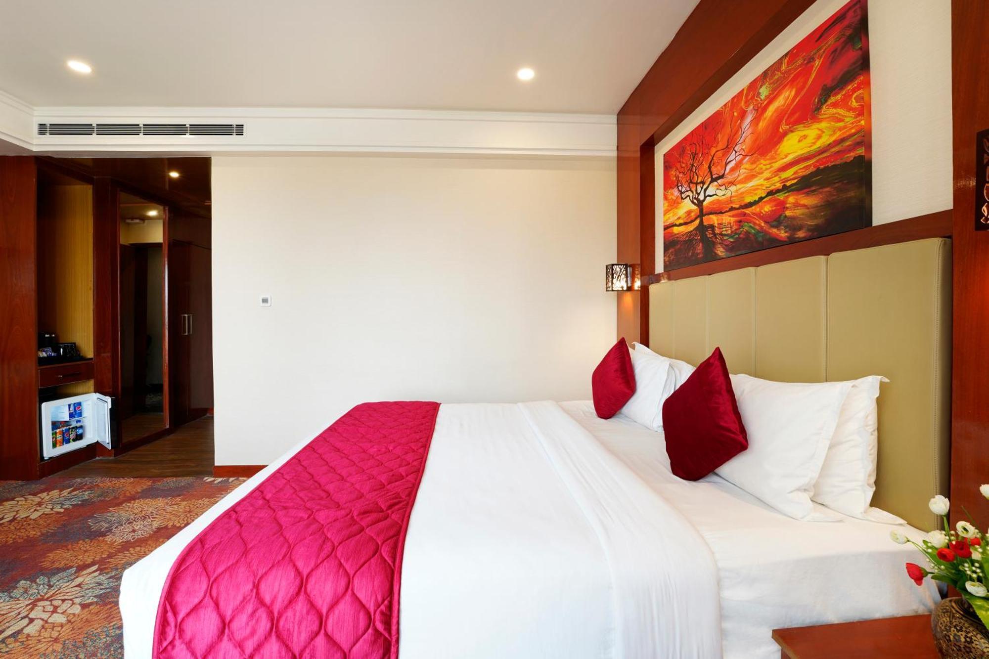 Kingston Hotel Bangalore Dış mekan fotoğraf