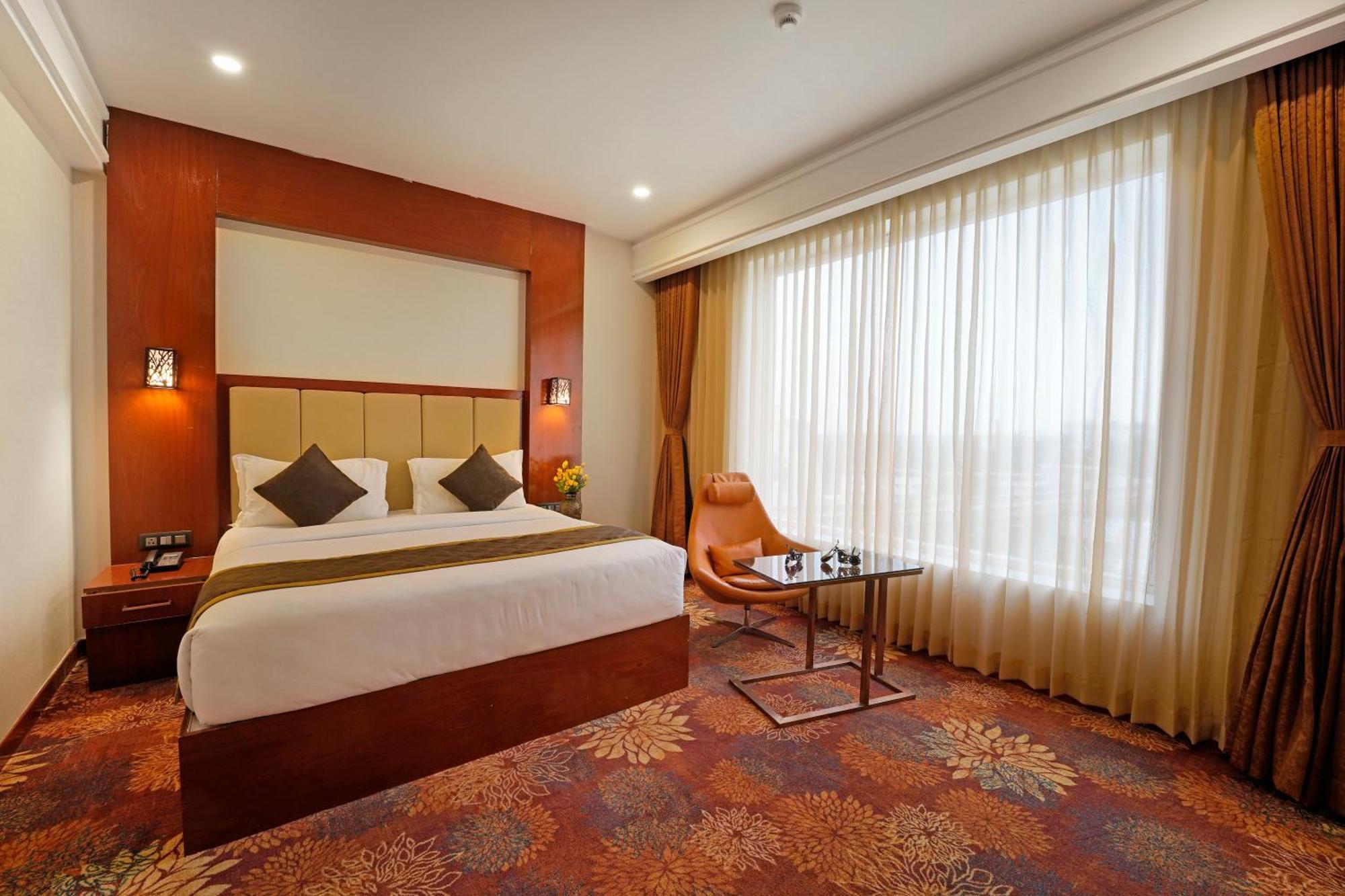 Kingston Hotel Bangalore Dış mekan fotoğraf